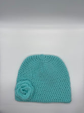 Load image into Gallery viewer, Beanie Accented w/Flower
